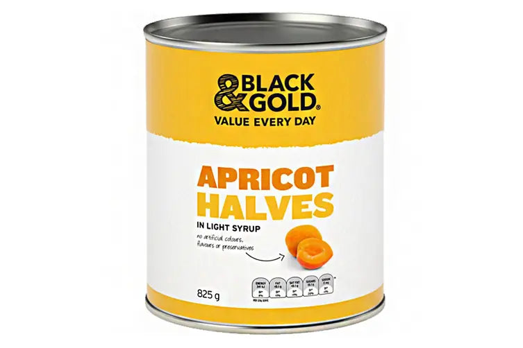 Black & Gold Apricot Halves 825g