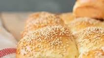 Sunshine Bakery Round White Sesame Topped Bread Rolls 6pk (Preorder)